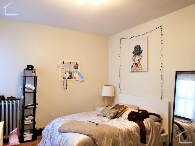 Building Photo - 21 Gibbs St