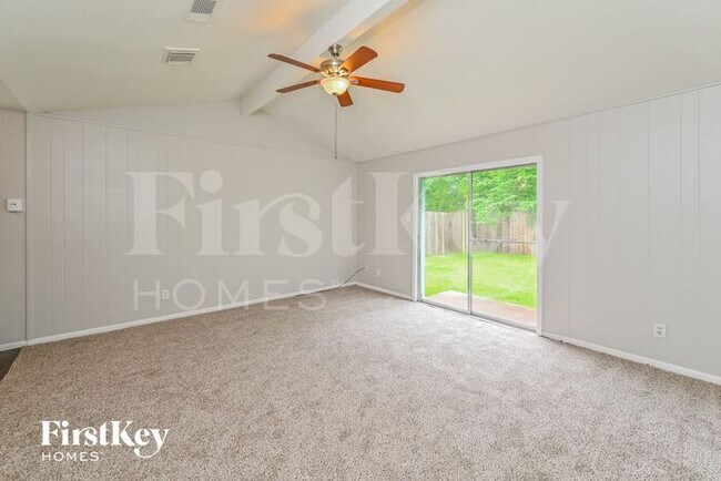 Foto del edificio - 12811 Claygate Dr