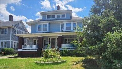 Building Photo - 10811 Clifton Blvd