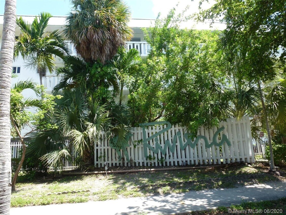 1160 NE 191st St Unit 23B, Miami, FL 33179 Condo for Rent in Miami, FL