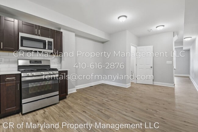 Building Photo - 2 br, 1.5 bath House - 611 E 30th St