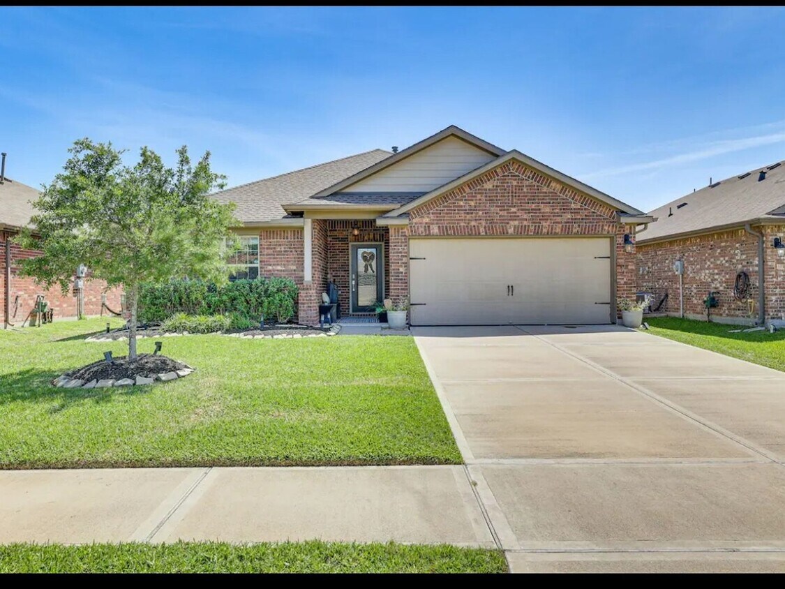 Primary Photo - 3 Bedroom Single Family Home in Katy