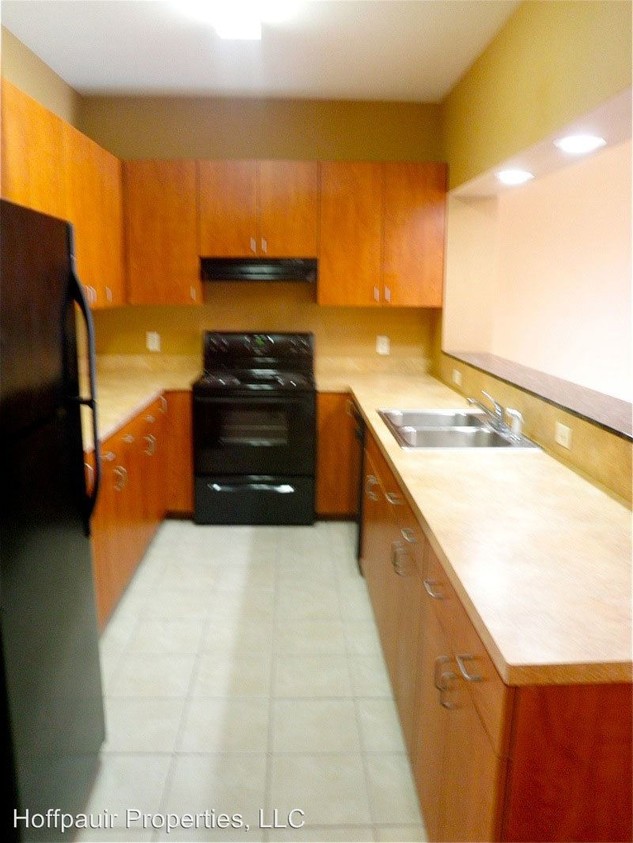 Foto del edificio - 1605 W Common St
