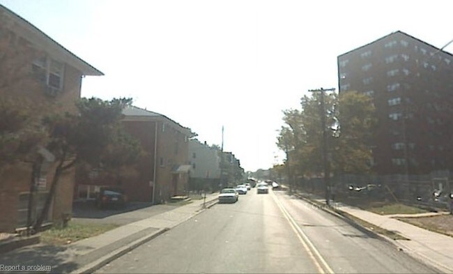 Street View - 824 Grove St