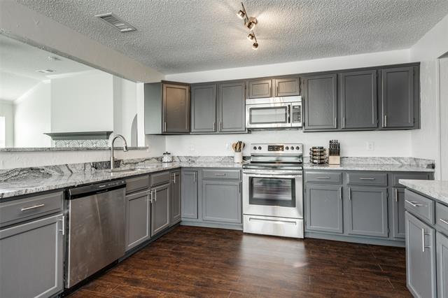Building Photo - 105 Violet Dr