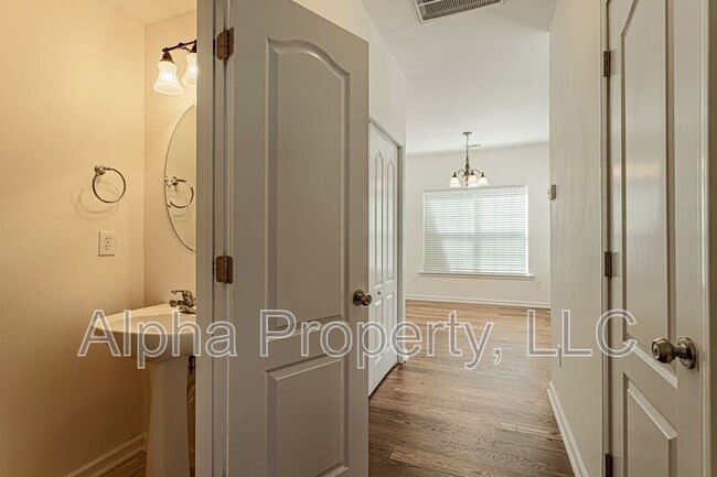 Building Photo - 382 Juniper Bend Cir