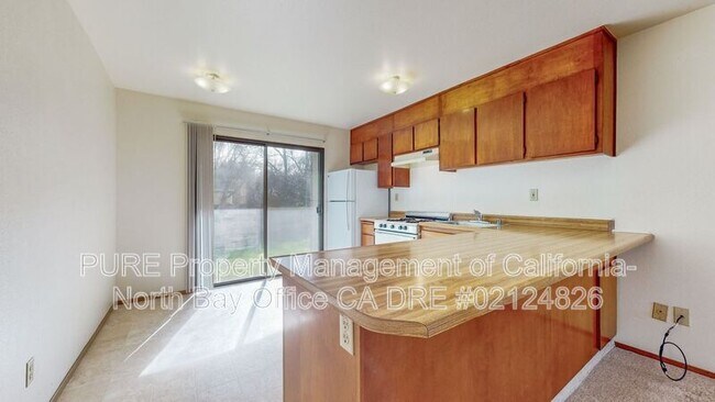 Building Photo - 5222 Fulton Rd
