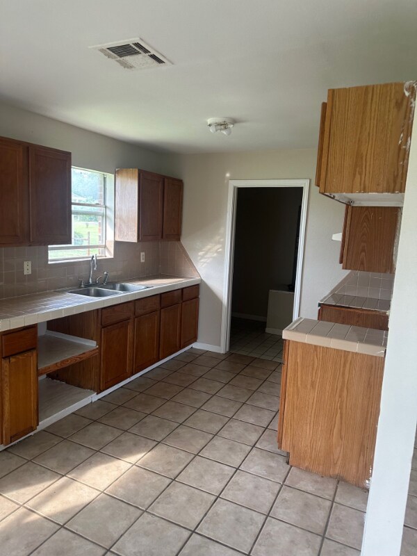Foto del edificio - 531 Woodland Dr
