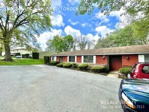 Building Photo - 204 Oak Manor Dr