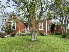 Building Photo - 134 Montague Ave
