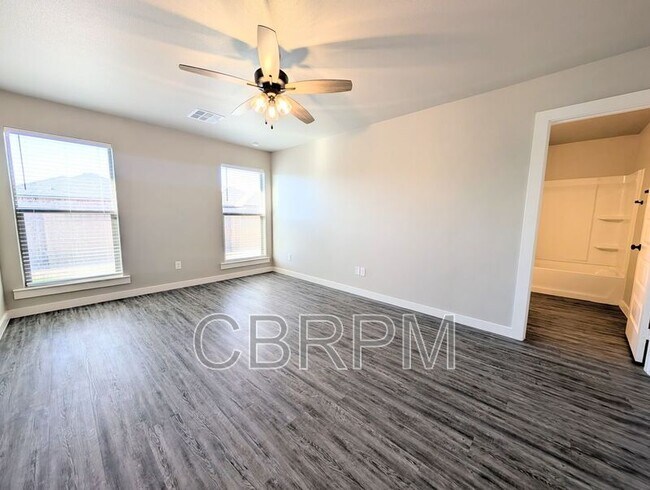 Foto del edificio - 1711 141st St