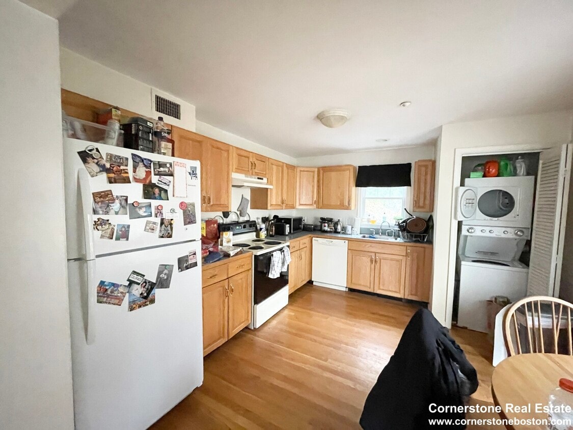 Foto principal - 62 Hillside St