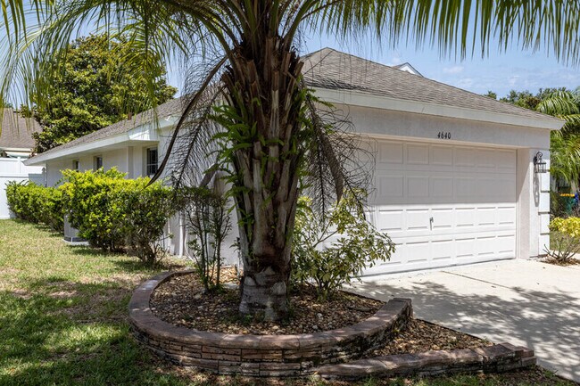 Building Photo - 4640 Treasure Cay Rd