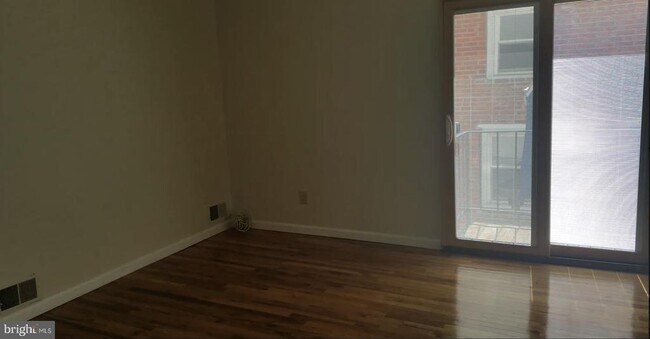 Foto del edificio - 932 Pine St