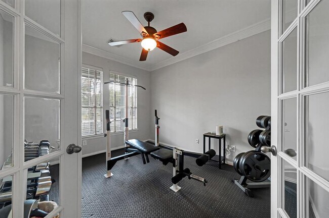 Foto del edificio - 2910 Crescent Oaks Park Ln