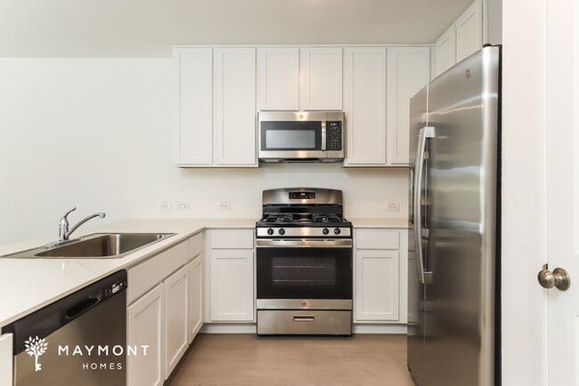 Foto del edificio - 518 Paul Cyn