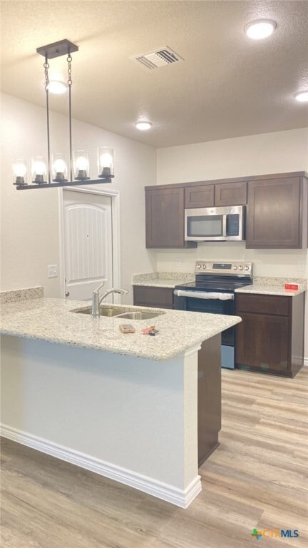 Building Photo - 101 Leon Ln