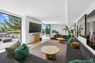 Building Photo - The Rise Walnut Creek