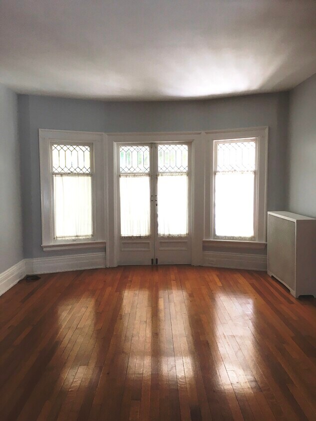Foto principal - 298 Woodward Ave