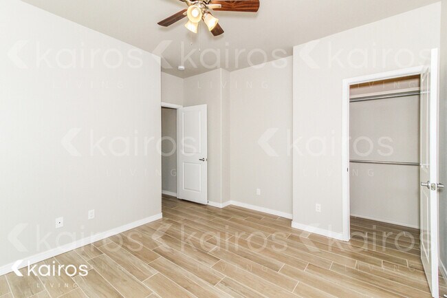 Foto del edificio - 2700 Daytona Ave.