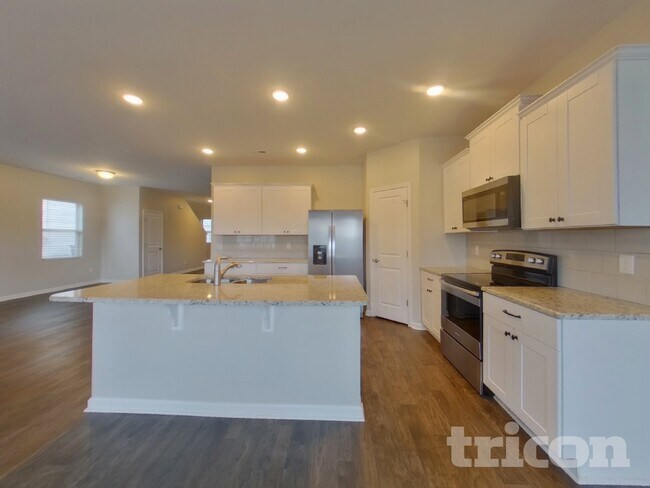 Building Photo - 3012 Bishop Ln