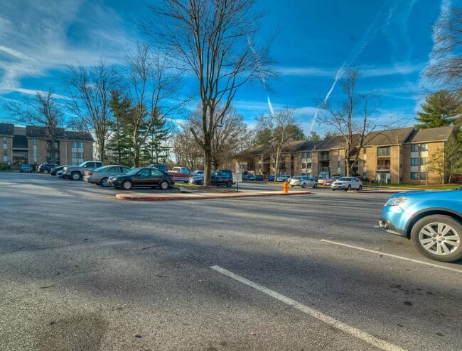 Foto del edificio - 5472 Cedar Ln