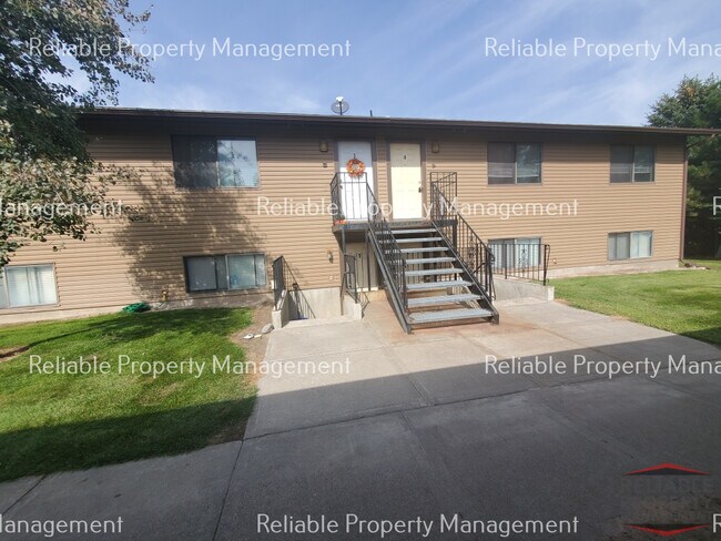 Building Photo - 1460 Jefferson Ave