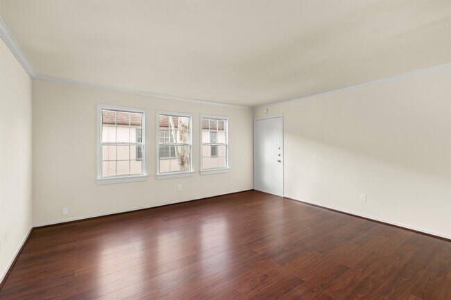 Building Photo - 5230 Arboles Dr