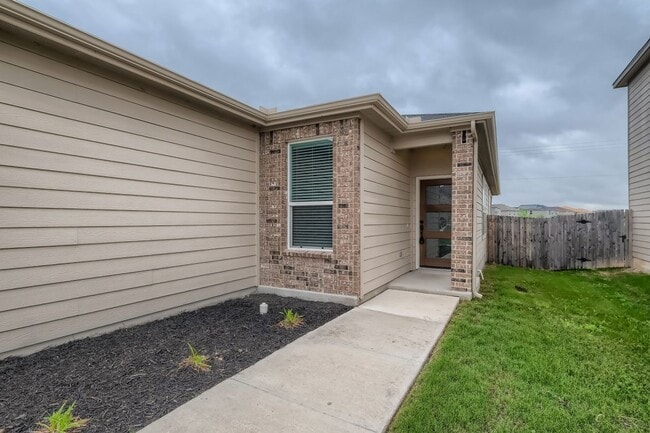 Building Photo - 3 bedroom off 211 and Culebra. NISD School...