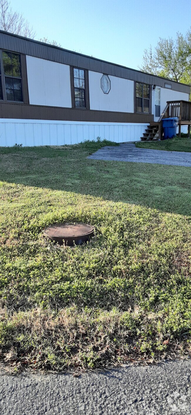 Apartments For Rent in Liguori MO with Hardwood Floors 1 Rentals