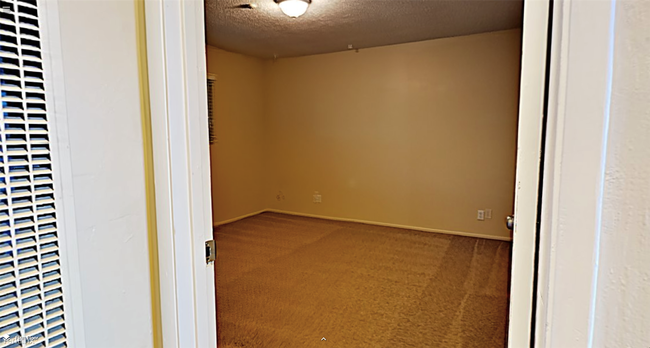 Building Photo - 8564 Cypress Ave