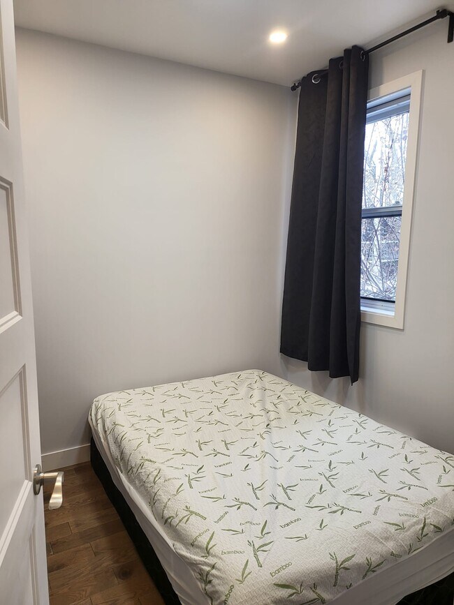 Photo du bâtiment - 3772 Rue De Bullion