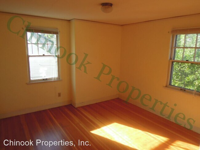 Building Photo - 4 br, 1.5 bath House - 327 E 15th Ave