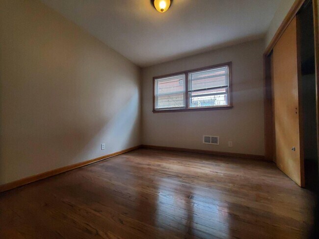 Foto del edificio - 4052 N 85th St