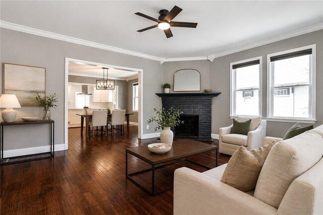 Foto del edificio - 220 Mayson Ave NE