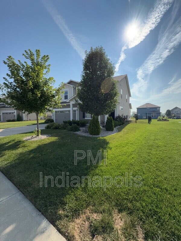 Building Photo - 13541 Eastpark Cir E