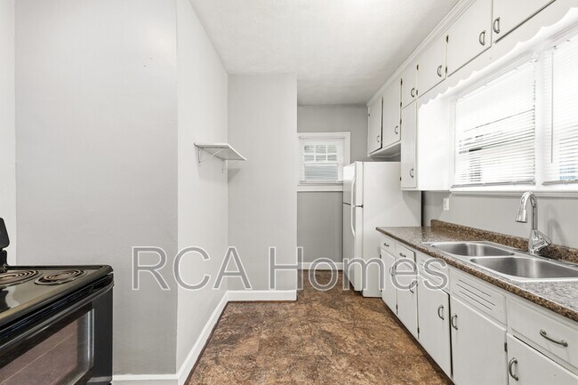 Foto del edificio - 969 N Linwood Ave