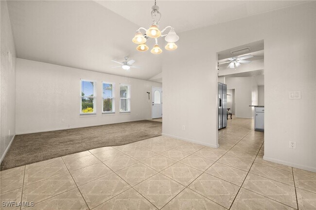 Building Photo - 415 SE 12th Ct