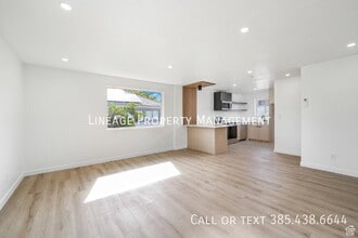 Building Photo - 288 Downington Ave S