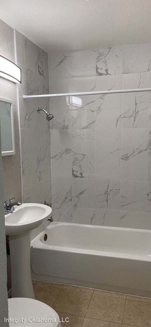 Foto del edificio - 2 br, 1 bath House - 1351 Lafayette Dr.
