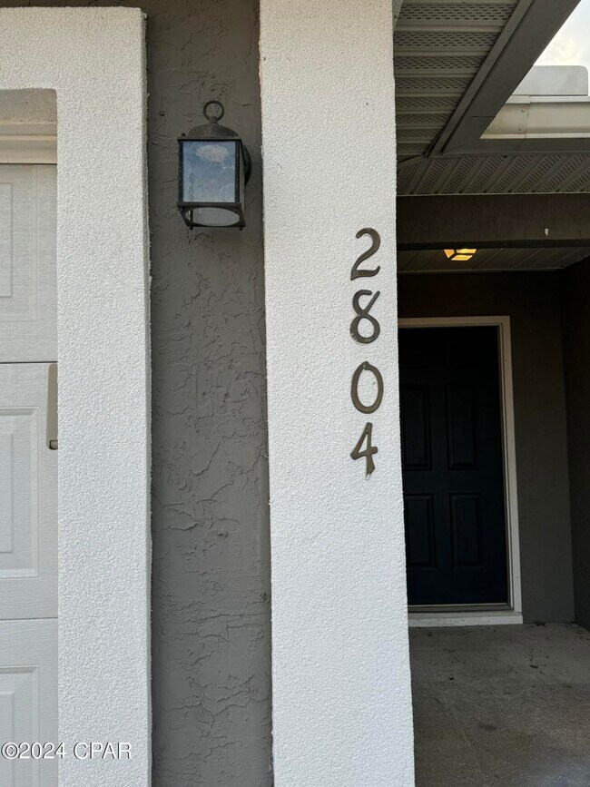 Building Photo - 2804 Tracy Lynn Ct