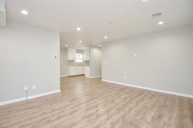 Foto del edificio - 2706 Sledge St