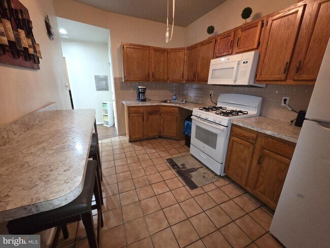 Foto del edificio - 306 W 23rd St