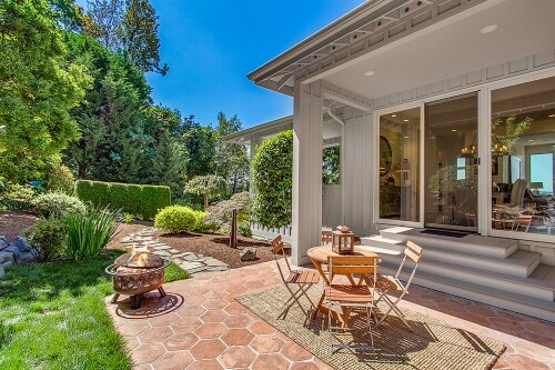 Foto del edificio - 7431 W Mercer Way