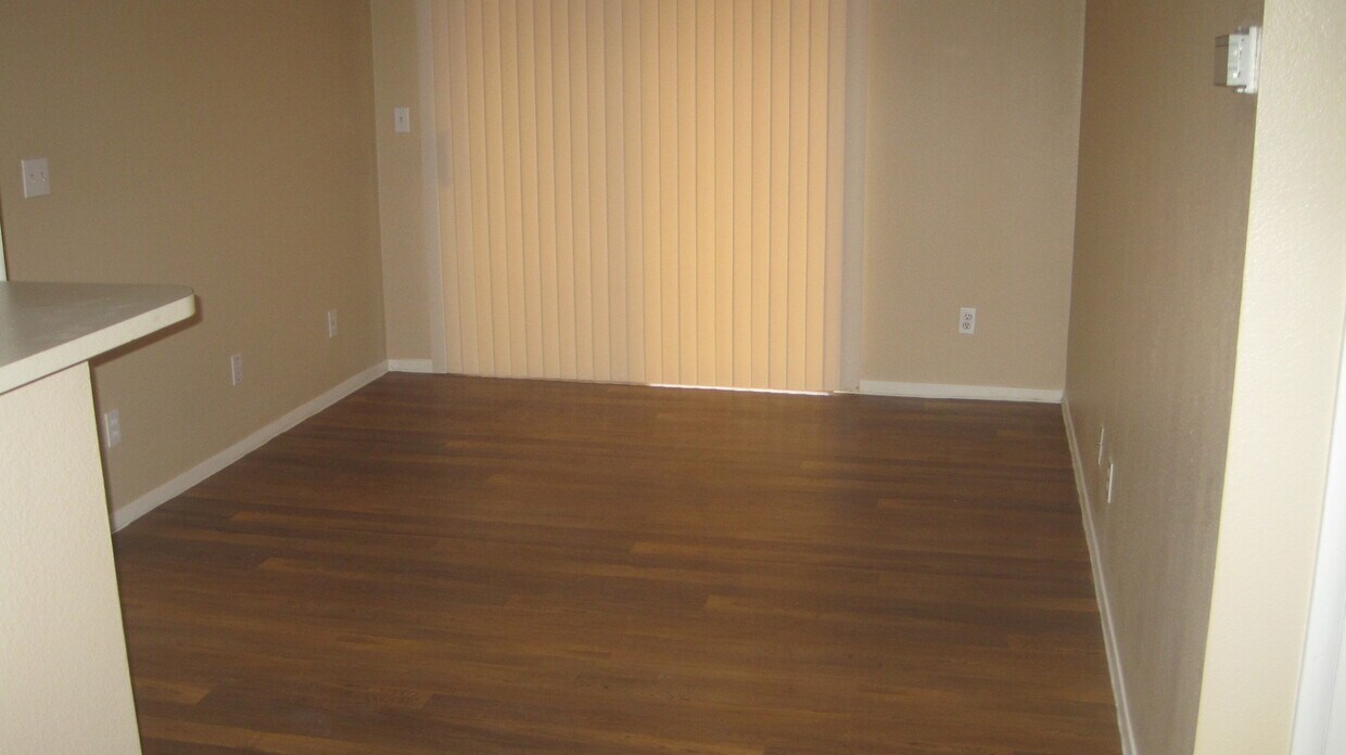 Primary Photo - 5111 Lindell Road Unit 107