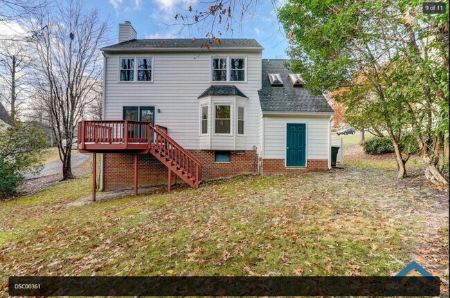 Building Photo - 5403 Chestnut Bluff Rd