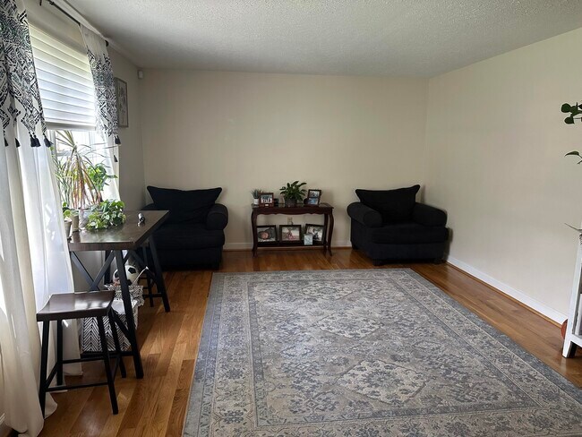 Foto del edificio - 1638 Huckleberry Dr