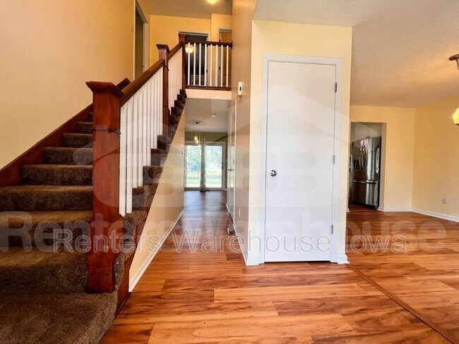 Foto del edificio - 1513 NE Michael Dr