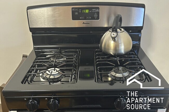 Foto del edificio - 1911 W Larchmont Ave