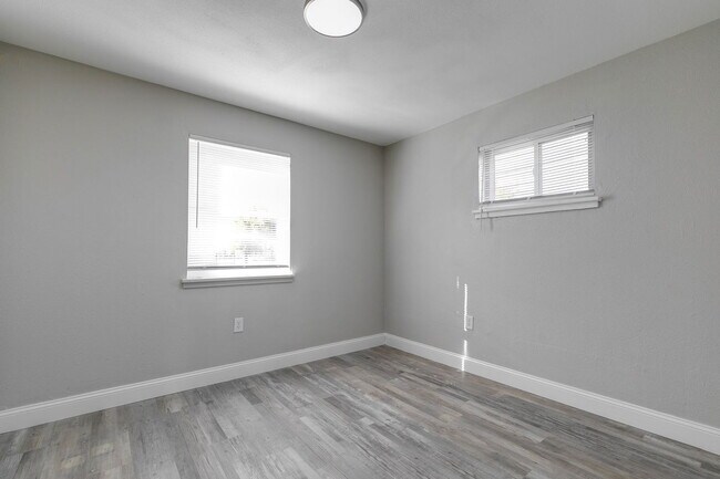 Foto del edificio - 1907 Whitcomb St